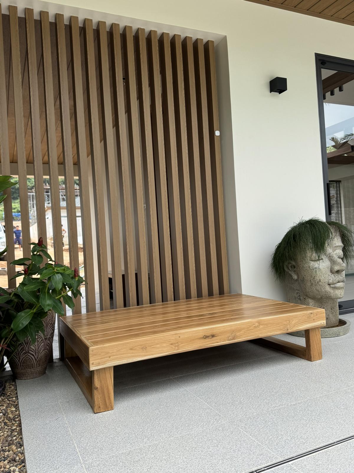 Timber bench and slatted screen on the terrace