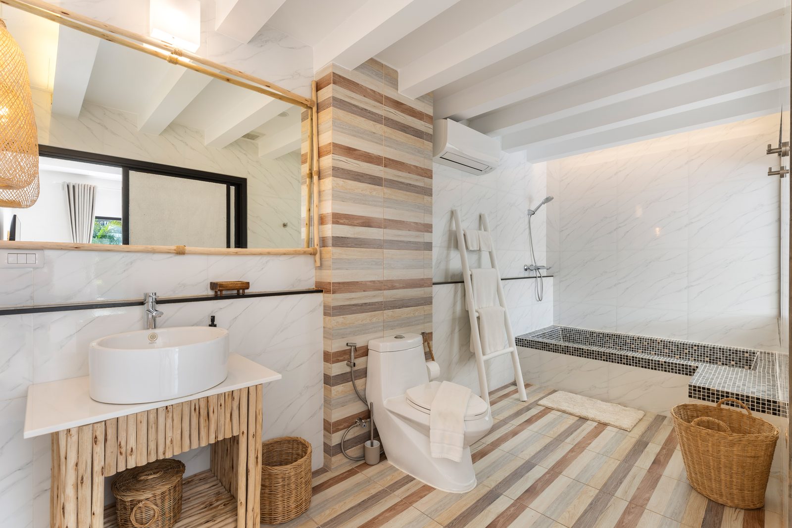 En-suite bathroom with a walk-in shower
