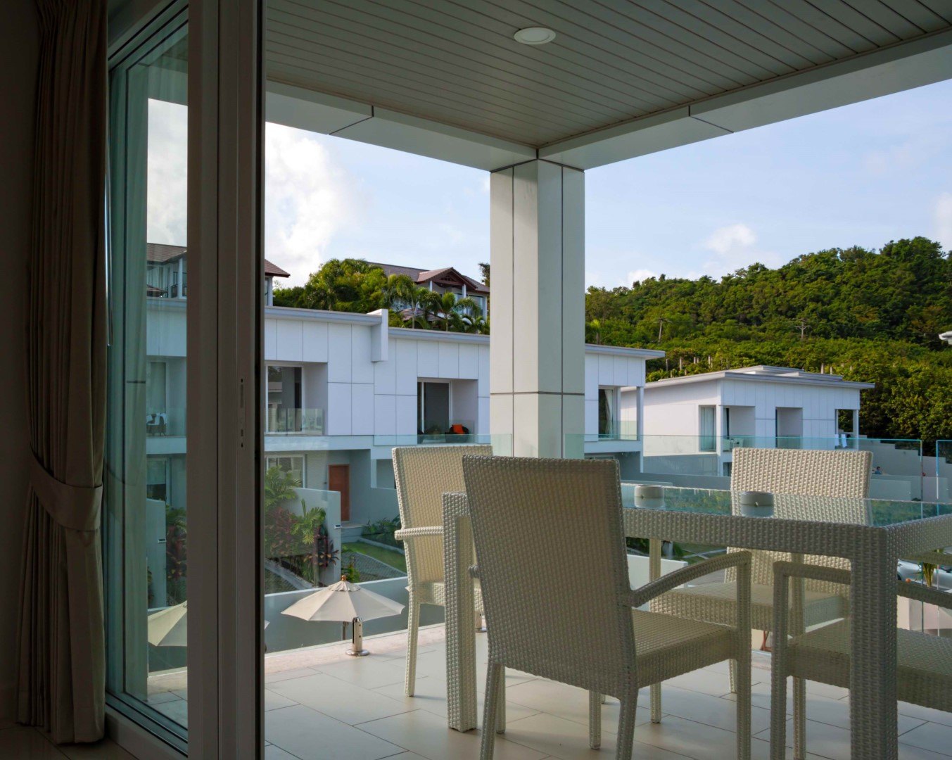 The balcony, deep enough for a dining table