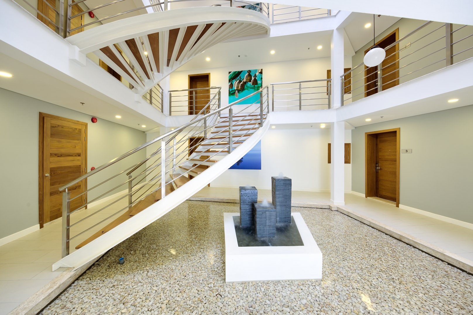 The entrance lobby and its staircase