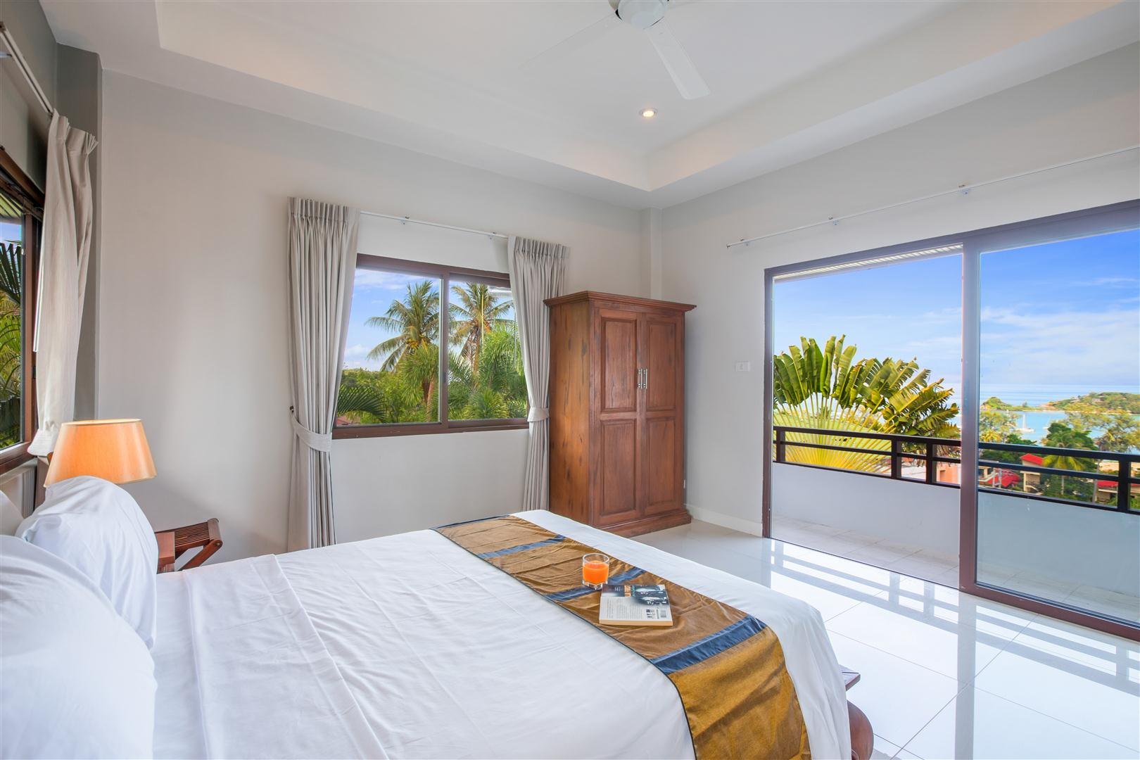 A sea view bedroom with its own balcony