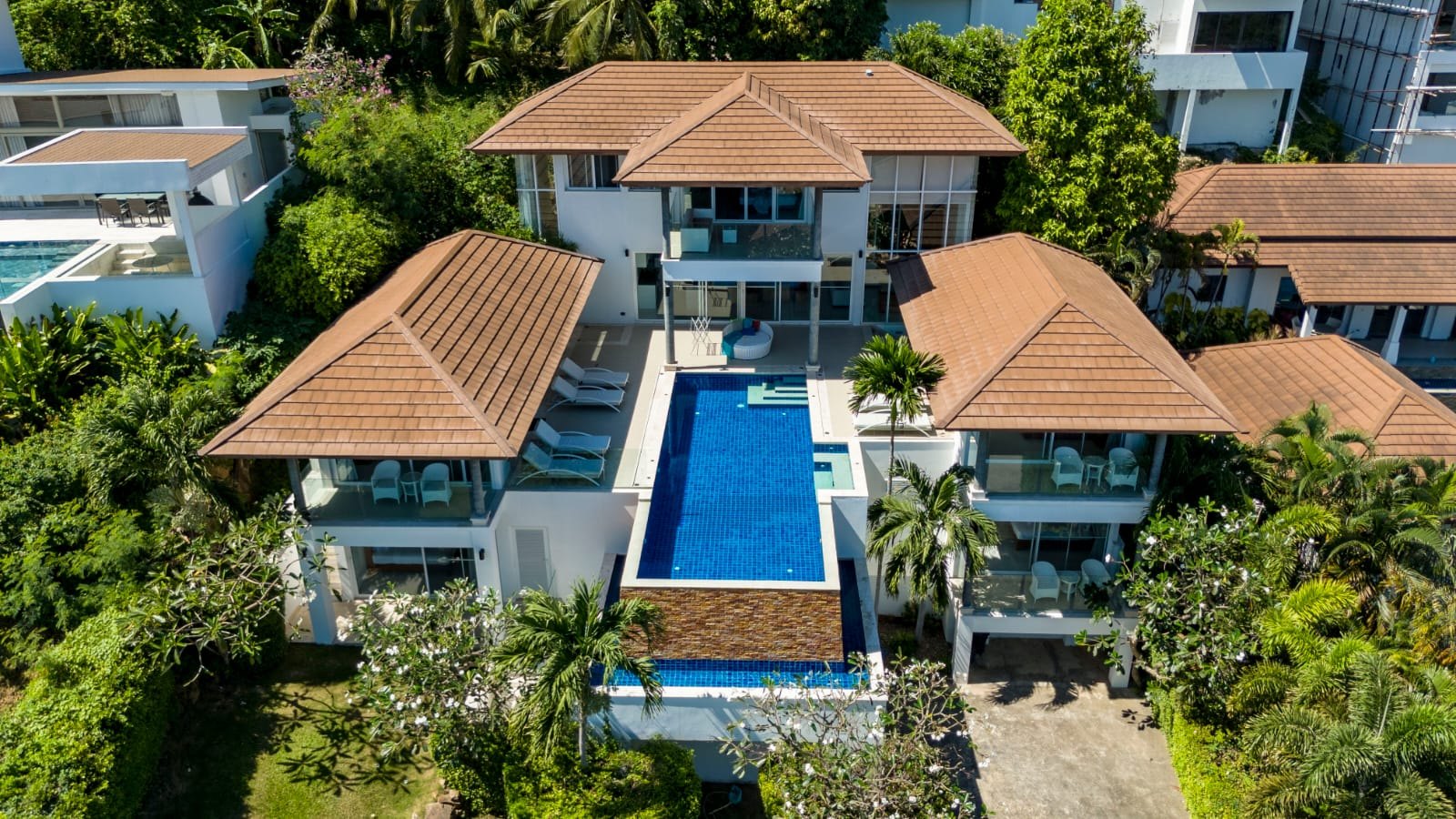 The two pavilions and the pool seen from the air
