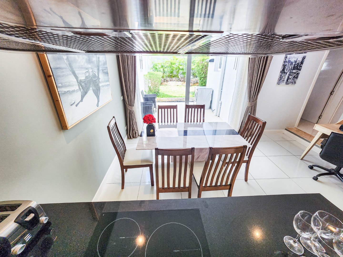 Dining area seen from the lounge