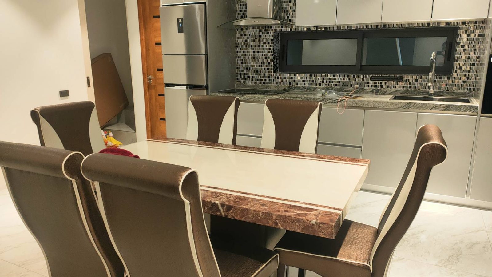 Kitchen and dining area